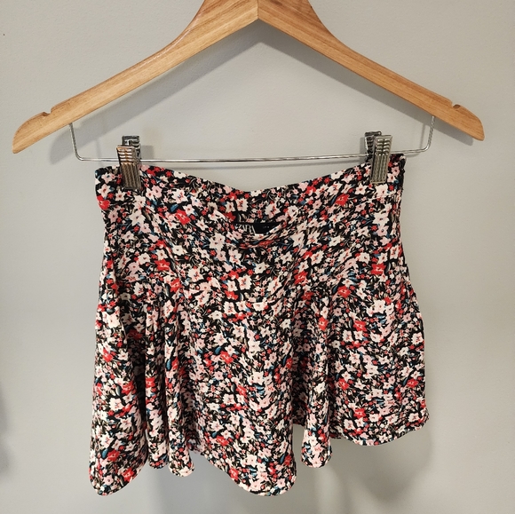 ZARA Floral Skort - Picture 2 of 5